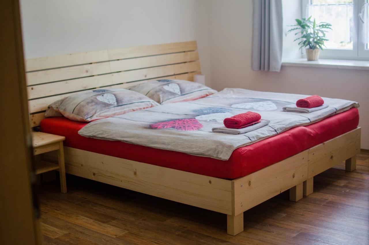 Apartmany A Ubytovani Mlynice Litovel Extérieur photo
