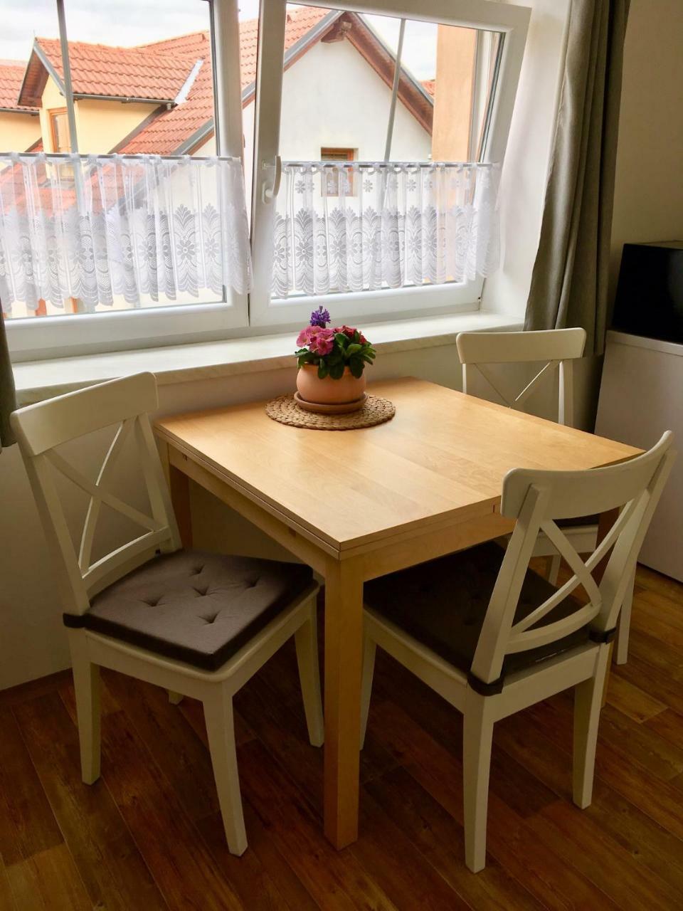 Apartmany A Ubytovani Mlynice Litovel Extérieur photo