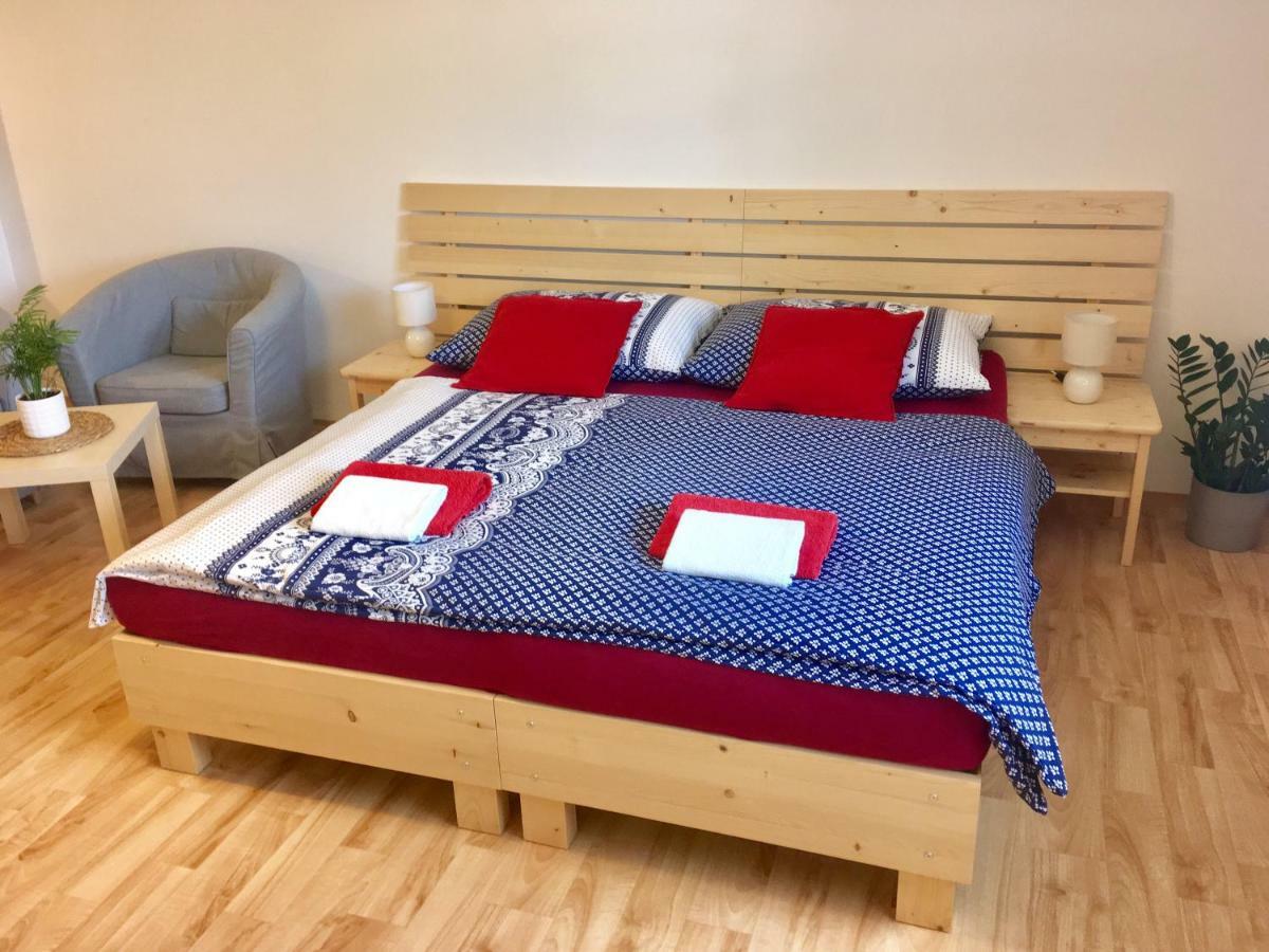 Apartmany A Ubytovani Mlynice Litovel Extérieur photo
